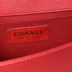 Caviar Quilted Medium Boy Flap Red