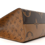 Reverse Monogram Giant Onthego MM