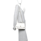 Caviar Quilted Medium Business Affinity Flap White