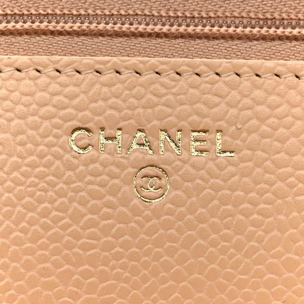 Caviar Quilted Wallet on Chain WOC Beige