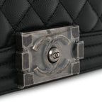 Caviar Quilted New Medium Boy Flap Black