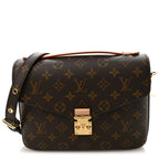Monogram Pochette Metis
