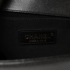 Caviar Quilted Medium Boy Flap Black