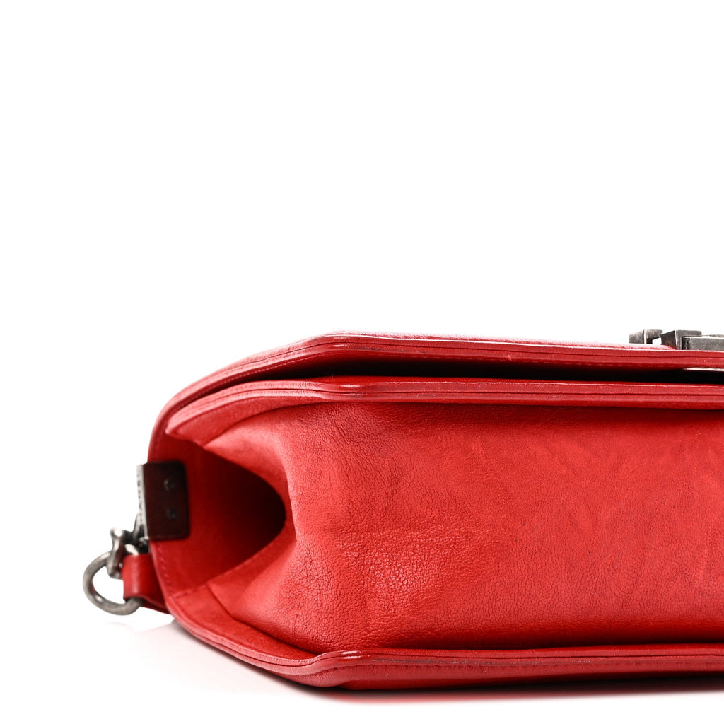 Crumpled Lambskin Small Studded Boy Flap Red