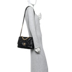 Lambskin Quilted Medium Chanel 19 Flap Black