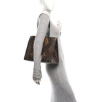 Reverse Monogram Giant Onthego MM