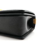 Caviar Quilted Medium Boy Flap Black
