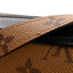 Reverse Monogram Pochette Metis