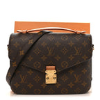 Monogram Pochette Metis