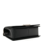 Caviar Quilted Medium Boy Flap Black