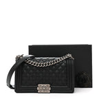 Caviar Quilted Medium Boy Flap Black