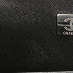 Caviar Quilted Medium Boy Flap Black
