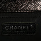 Caviar Quilted Medium Boy Flap Black
