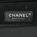 Caviar Quilted New Medium Boy Flap Black
