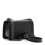 Caviar Quilted Medium Boy Flap Black