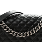 Caviar Quilted Medium Boy Flap Black
