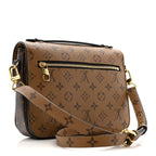 Reverse Monogram Pochette Metis