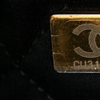 Shiny Caviar Quilted Monochrome Mini Chanel 22 Black