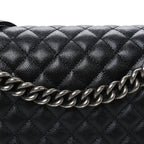 Caviar Quilted Large Boy Flap Black