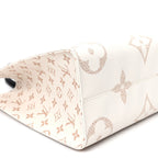 Monogram Dune Giant Onthego MM