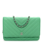 Caviar Chevron Quilted Wallet On Chain WOC Green