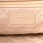 Shiny Calfskin Quilted Small Chanel 22 Ecru