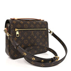 Monogram Pochette Metis