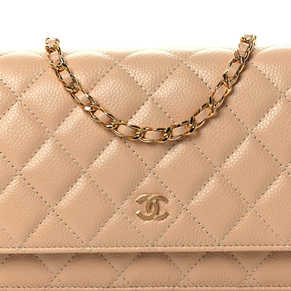 Caviar Quilted Wallet on Chain WOC Beige