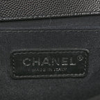 Caviar Quilted Medium Boy Flap Black