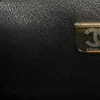 Calfskin Quilted Medium Chain Detail Boy Flap Black