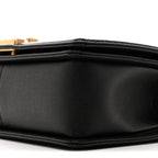 Caviar Quilted Medium Boy Flap Black