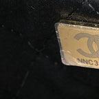 Shiny Calfskin Quilted Chanel 22 Black