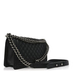 Caviar Quilted Medium Boy Flap Black