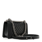 Caviar Quilted Medium Boy Flap Black