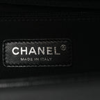 Caviar Quilted New Medium Boy Flap Black
