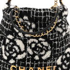 Cashmere Mini Chanel 22 Black White