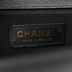 Caviar Quilted Medium Boy Flap Black