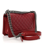 Caviar Quilted Medium Boy Flap Red