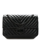 Aged Calfskin Chevron Quilted 2.55 Reissue 225 Flap So Black