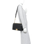 Caviar Quilted New Medium Boy Flap Black