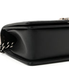 Caviar Quilted Medium Boy Flap Black