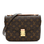Monogram Pochette Metis