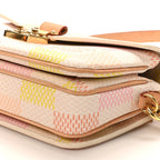Damier Giant Pochette Metis East West Peach