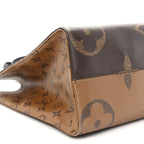 Reverse Monogram Giant Onthego MM