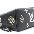 Monogram Giant Wild at Heart Neverfull MM Black