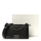 Caviar Quilted Medium Boy Flap Black