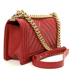 Caviar Chevron Quilted Medium Boy Flap Red