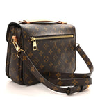 Monogram Pochette Metis