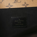 Reverse Monogram Pochette Metis