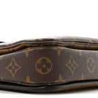 Reverse Monogram Pochette Metis